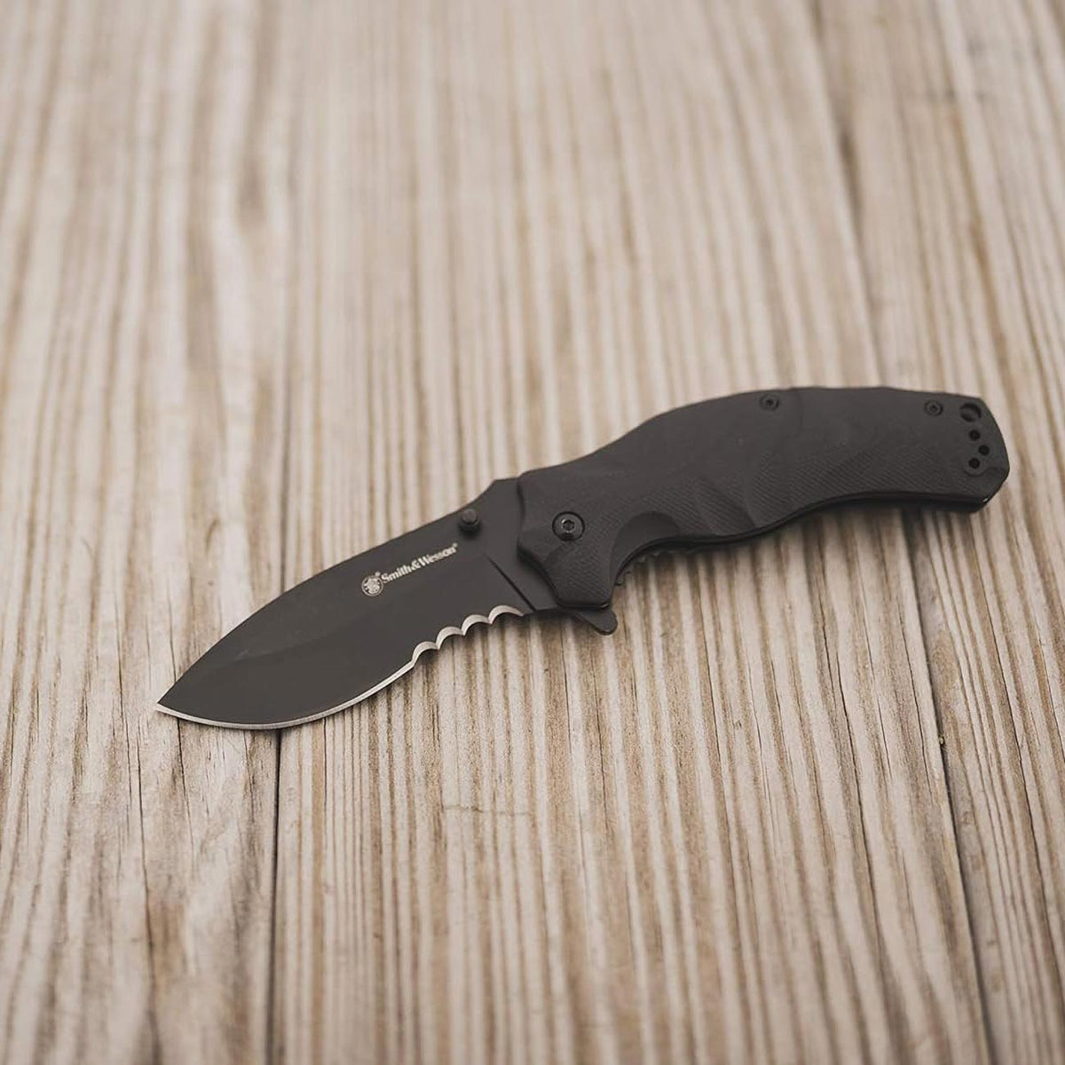 Smith & Wesson 3.5" Black Ops Recurve Folding Knife