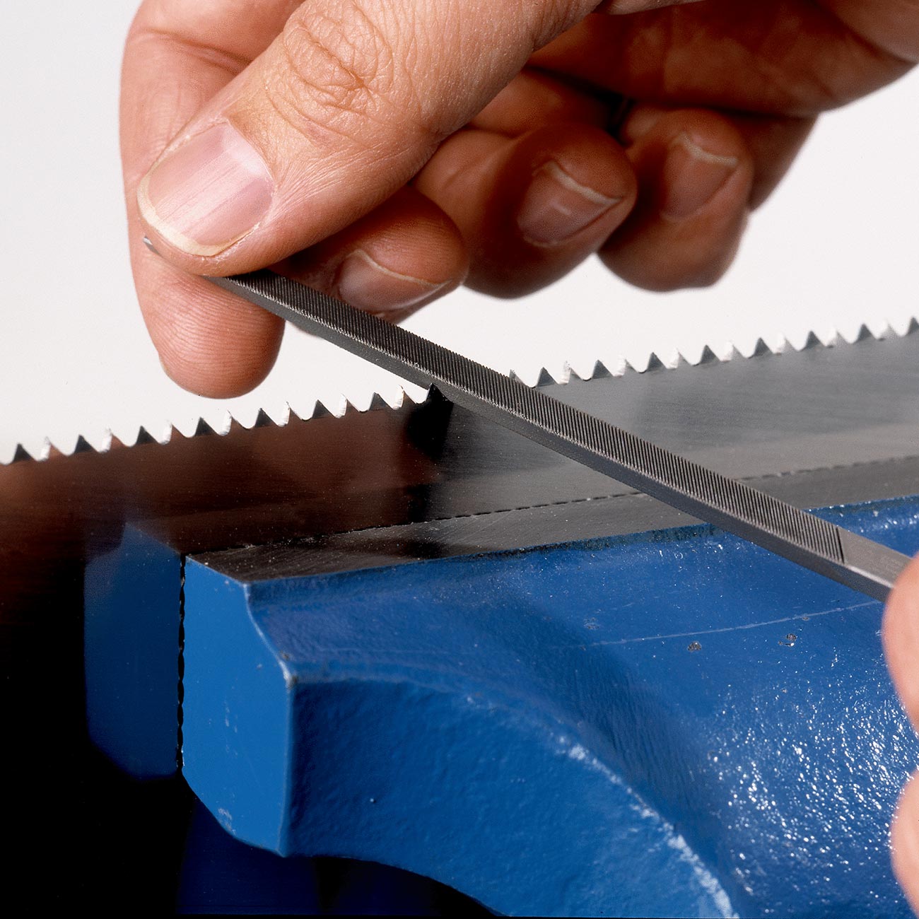 Bahco 6″ Slim Taper Triangular Saw File Second Cut - Unhandled BAH41860620