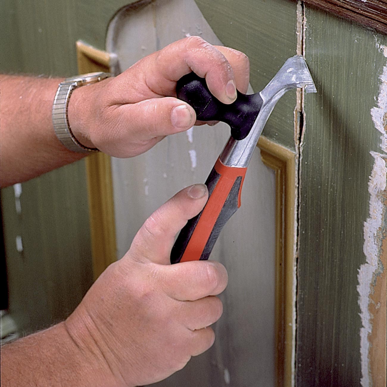 Bahco ERGO Heavy Duty 2-1/2" Paint Scraper with Dual-Component Handle