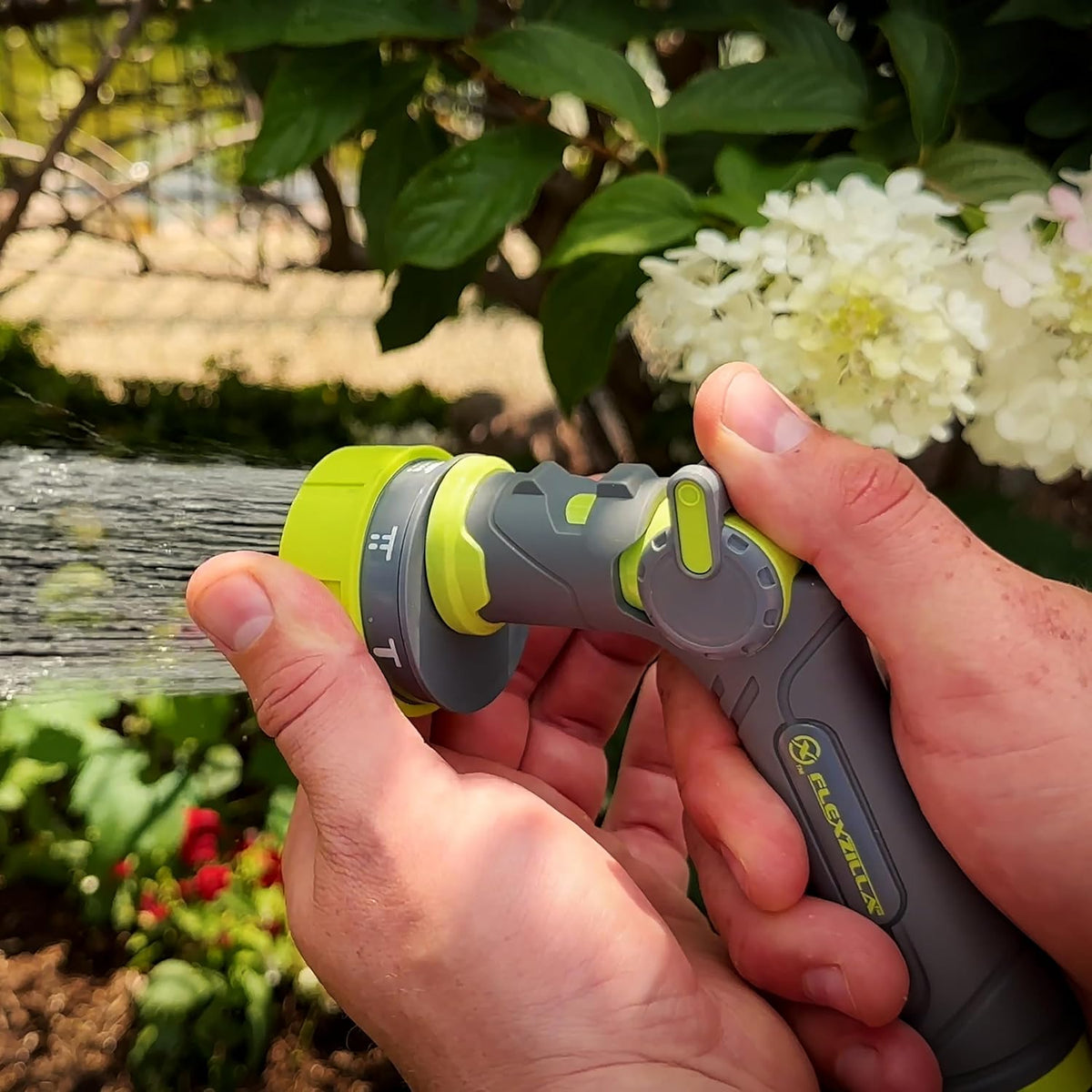 Flexzilla® HD 7-Pattern Adjustable Flow Garden Hose Nozzle NFZG52E