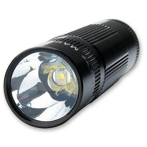 MAGLITE XL200S3016 XL200 3CELL AAA LED Flashlight Black