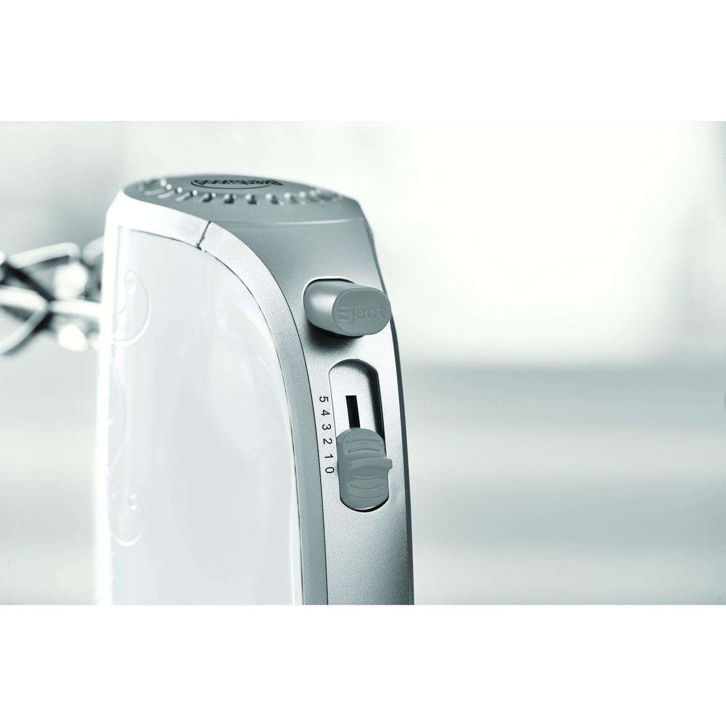 BRENTWOOD HM-48W 5 Speed Hand Mixer (White)