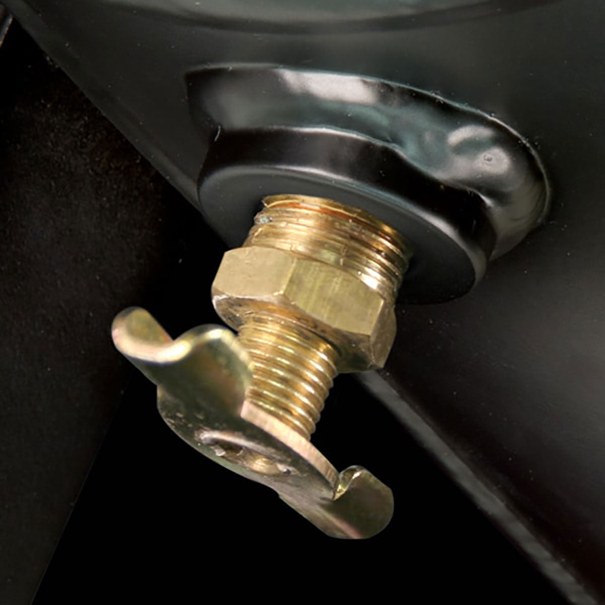 Viair 20005 150 PSI High-Flow Air Source Kit Mounted on 2.5 Gallon Tank