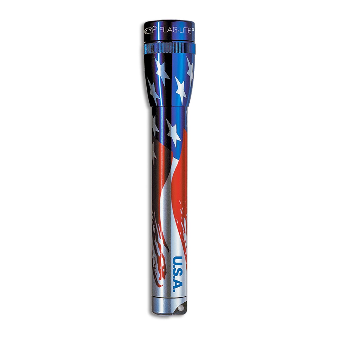 MAGLITE M2AAEH Xenon 2-Cell AA Flashlight with Holster, Patriotic USA Flag