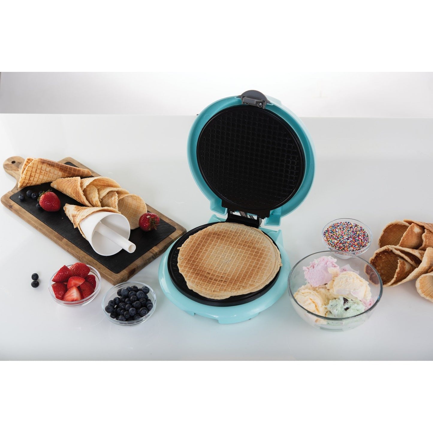 BRENTWOOD TS-1405BL 750W Waffle Cone Maker (Blue)