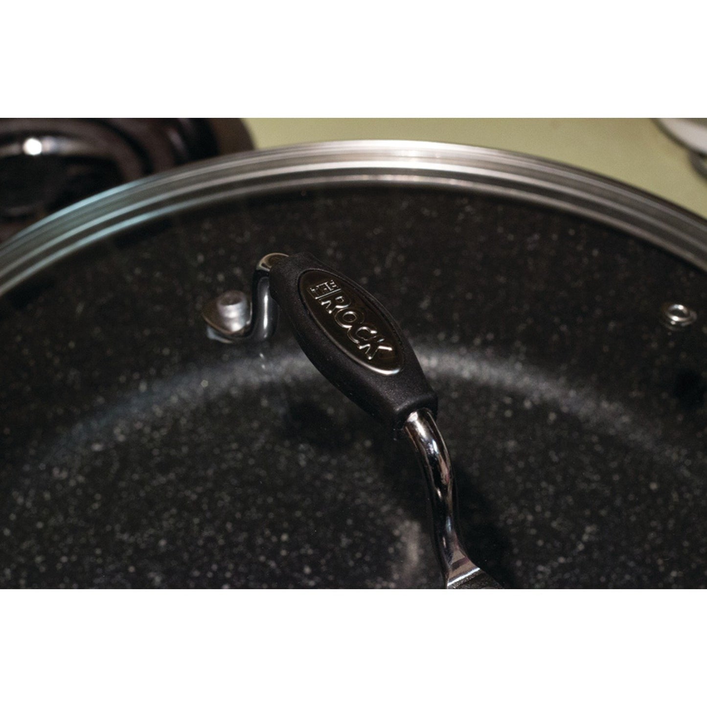 THE ROCK 060705-002-0000 THE ROCK™ by Starfrit® 11" Deep-Fry Pan with Lid & Bakelite® Handles