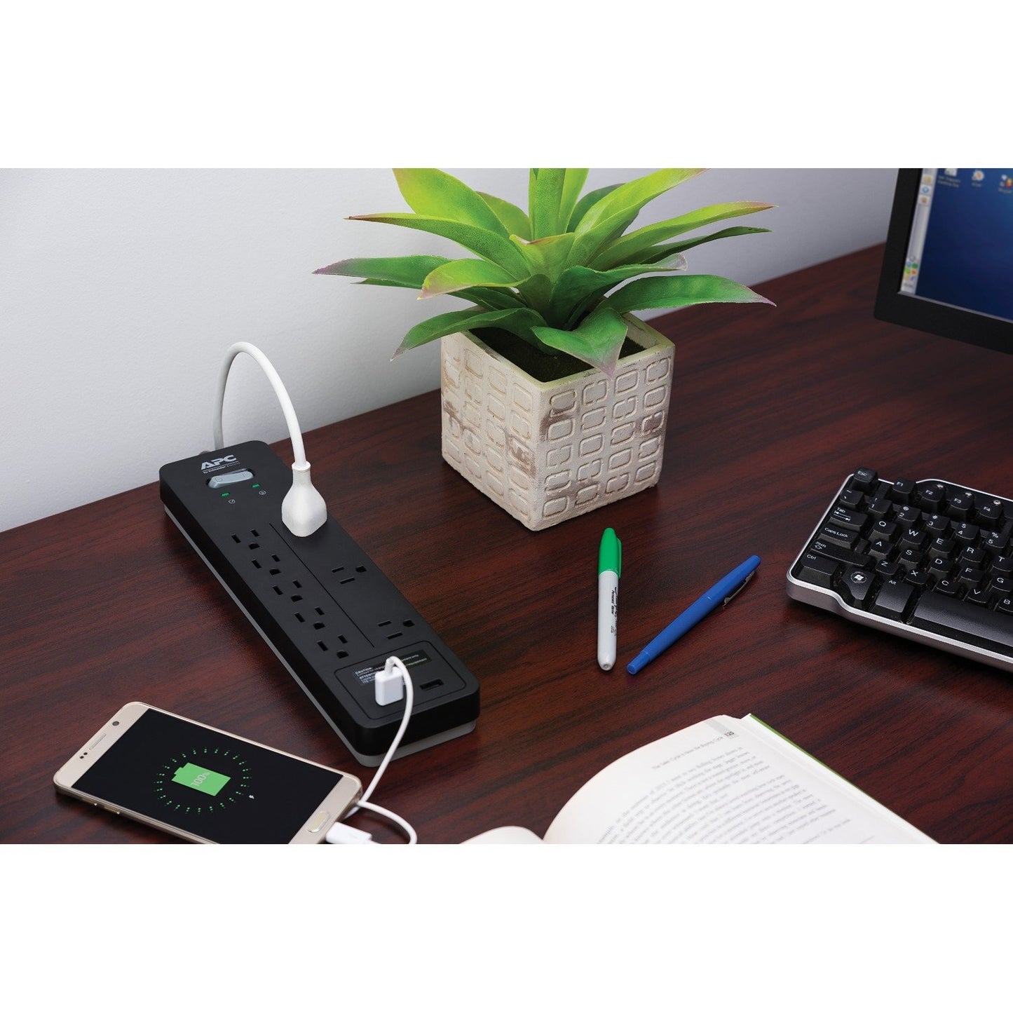 APC PH8U2 8Outlet SurgeArrest Home/Office Surge Protector 2 USB Ports 6ft Cord